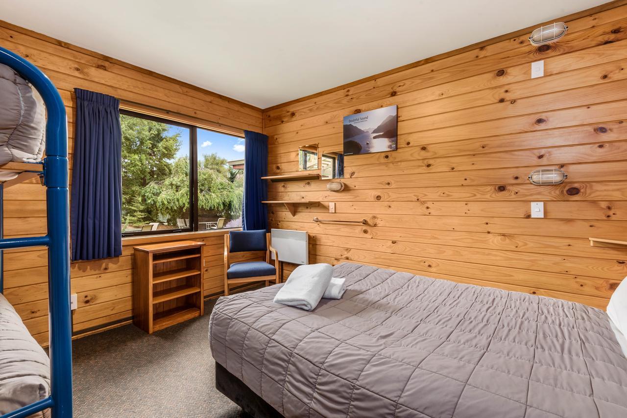 Altamont Lodge Wanaka Exterior photo